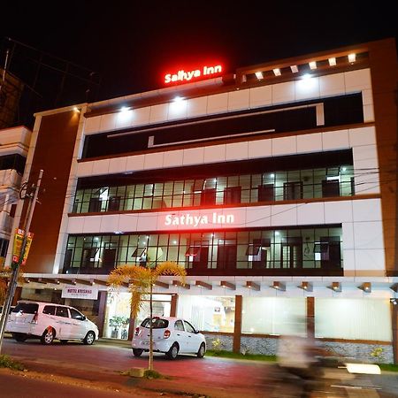 Sathya Inn Guruvayur Exterior photo